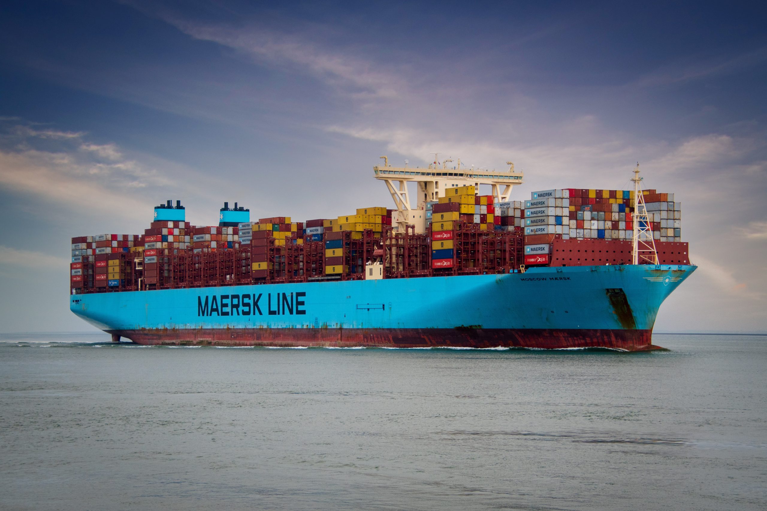 Schip op zee — maritieme sector